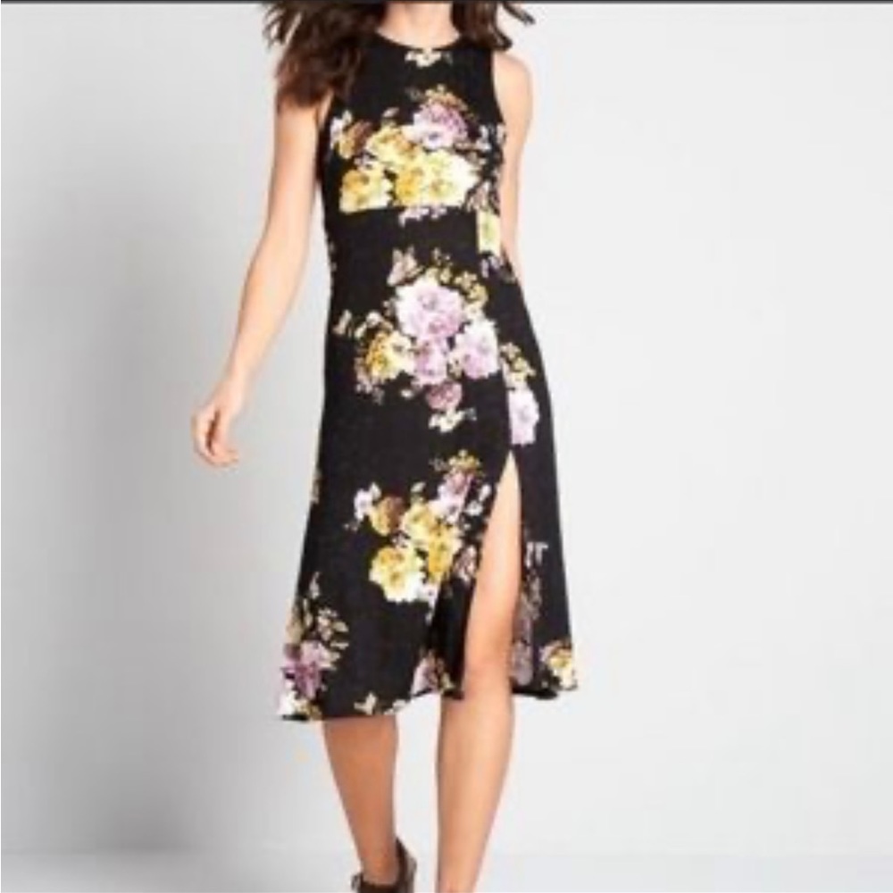 ModCloth Sleeveless floral dress